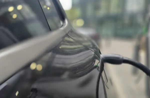 Testy i opinie - 1 Rok 2026 moze przyspieszyc na bateriach