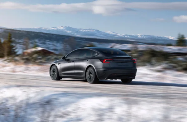 Testy i opinie - 1 tesla 3 standard ceny