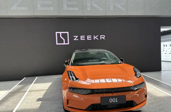 Testy i opinie - 1 zeekr debiutuje na rynku niemieckim