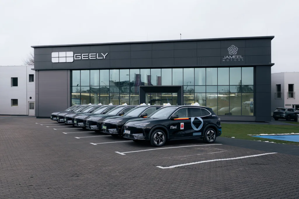 Geely dostarczył iTaxi 50 elektrycznych SUV-ów - 2 geely i itaxi