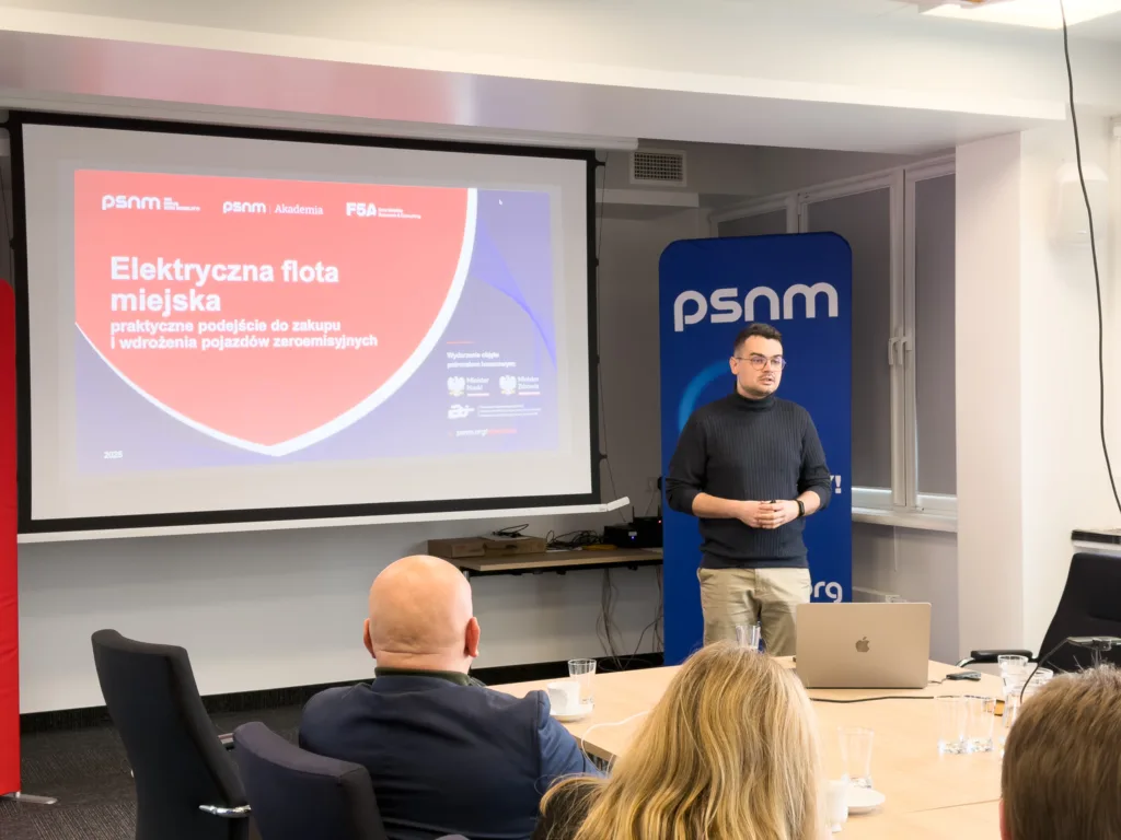 Ogólnopolski cykl szkoleń PSNM dociera już do dziesiątek miast i tysięcy urzędników - IMG 1679