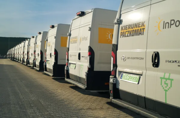 Testy i opinie - InPost zamowil 500 modeli PROACE MAX Electric 1