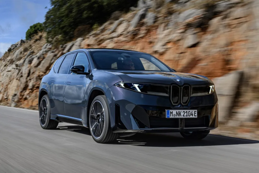 Chiny z najdłuższym autostradowym tunelem na świecie. 22 km pod górami Chiny z najdłuższym autostradowym tunelem na świecie. 22 km pod górami - Pierwsza jazda elektrycznym BMW iX3 1