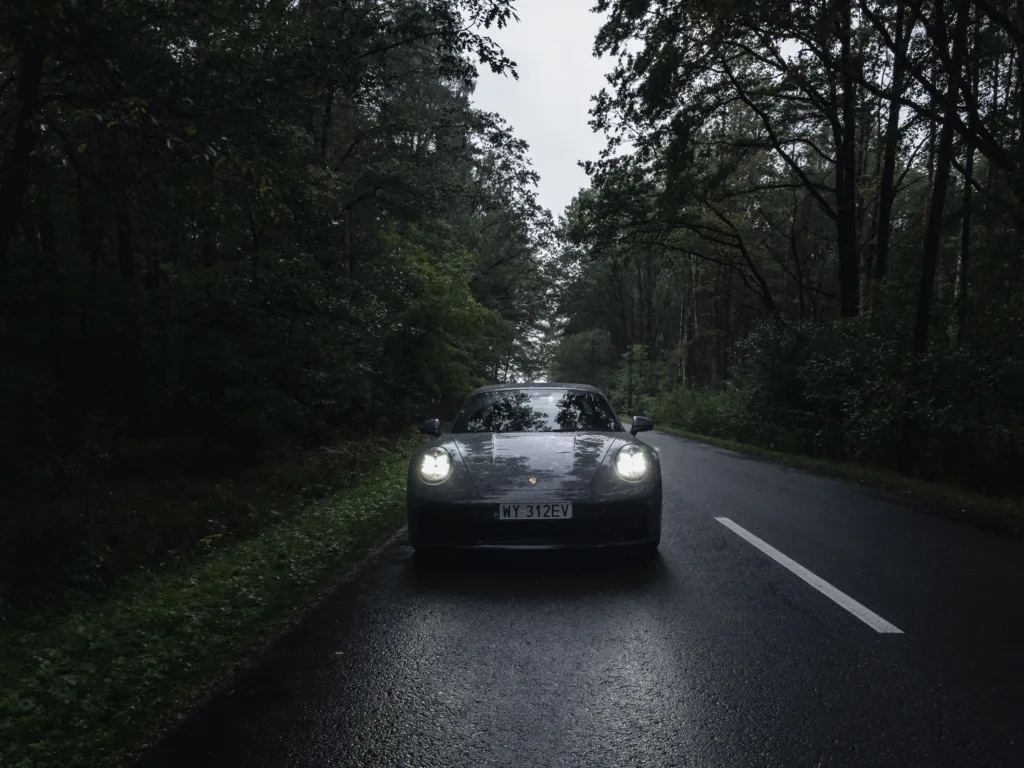 Porsche 911 Targa GTS T-Hybrid: Kiedy przeszłość spotyka przyszłość - Porsche 911 21