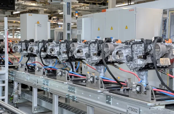 Testy i opinie - Silniki elektryczne pod wzgledem wydajnosci bija na glowe jednostki spalinowe 1