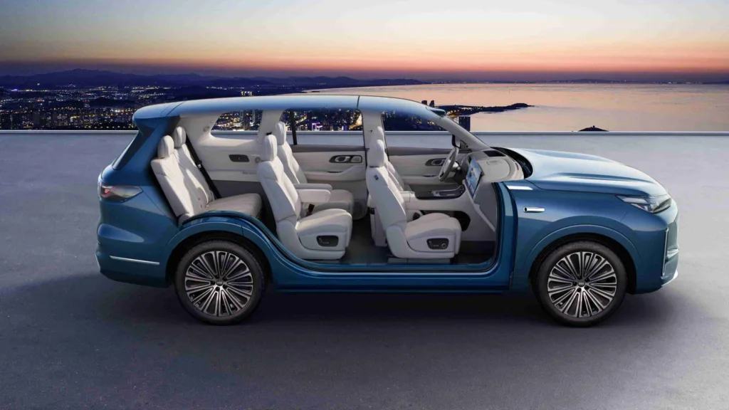 Geely zakłada europejską ekspansję – obecne dwa modele to dopiero początek Geely zakłada europejską ekspansję – obecne dwa modele to dopiero początek - imgi 37 14pc1