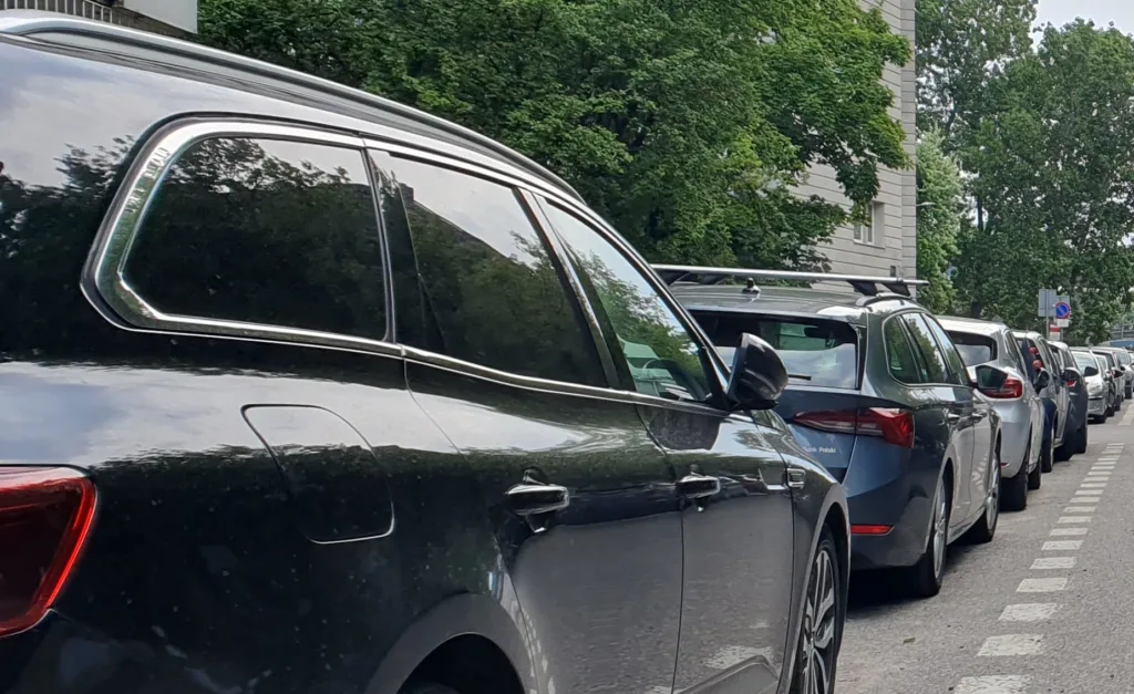 Kontrowersje wokół krakowskiej SCT. Park & Ride tylko dla „czystych” pojazdów? - 20240611 121648 1