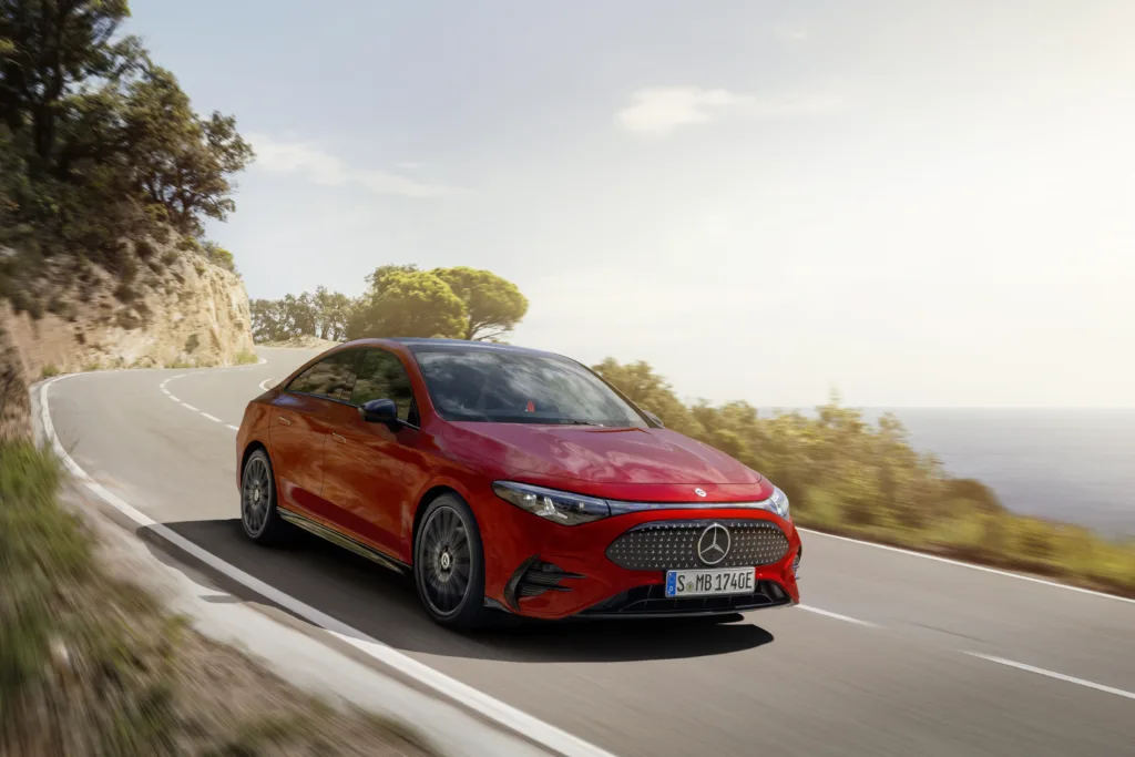 Do listopada produkcja wyniosła 1,56 mln zelektryfikowanych aut. To rekord, ale sektor daleki od euforii - 25C0021 012