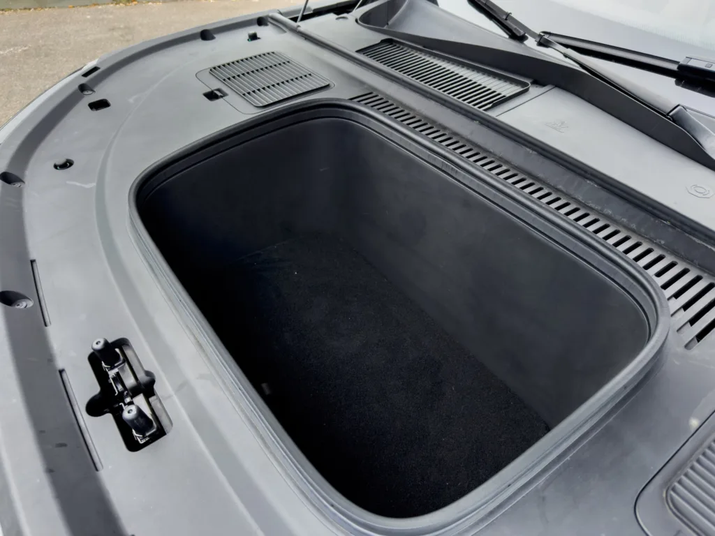 350 tys. zł za chińskie premium? Czy to wystarczy, aby pokonać Zachód? - Exlantix ET 27