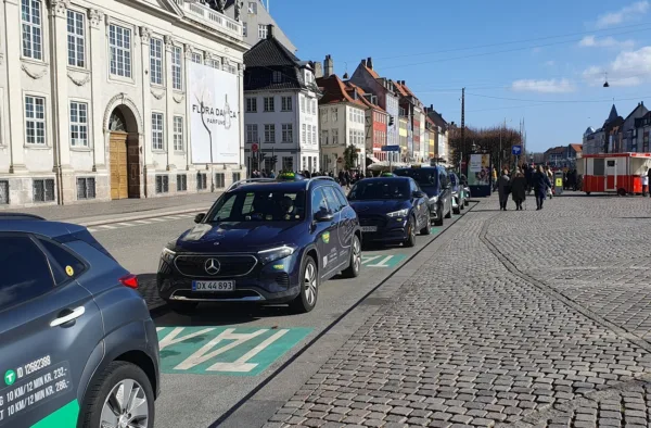 Praga z ekologicznymi taksówkami. fot kopenhaga epl