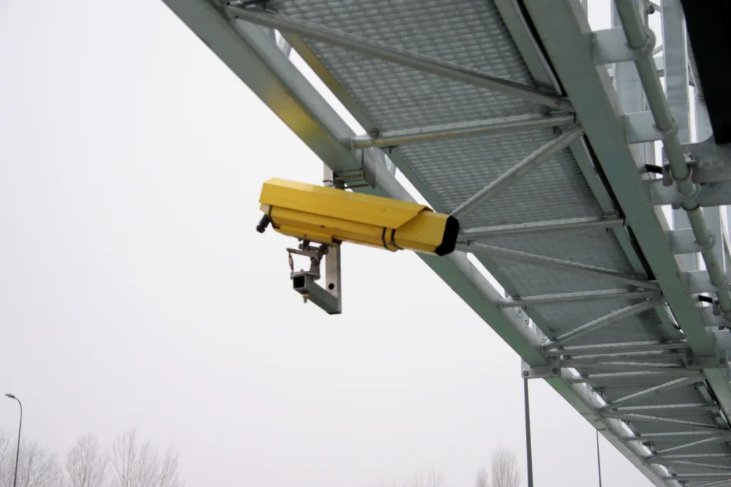 Nowe odcinkowe pomiary prędkości już działają. Noga z gazu na A2, S8 i S7! - wislostrada odcinkowy pomiar 2 na zdjeciu S2 tunel Canard GITD 1