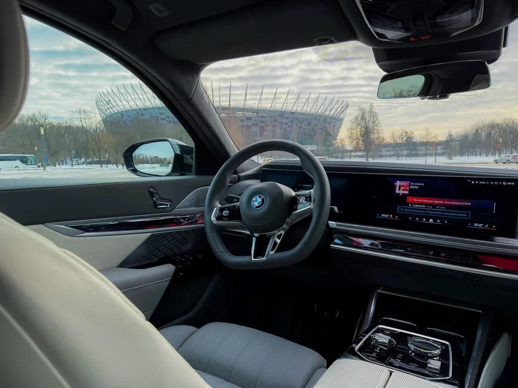 Test BMW i7 M70 iXDrive: Luksusowa limuzyna czy sportowiec? - BMW i7 3