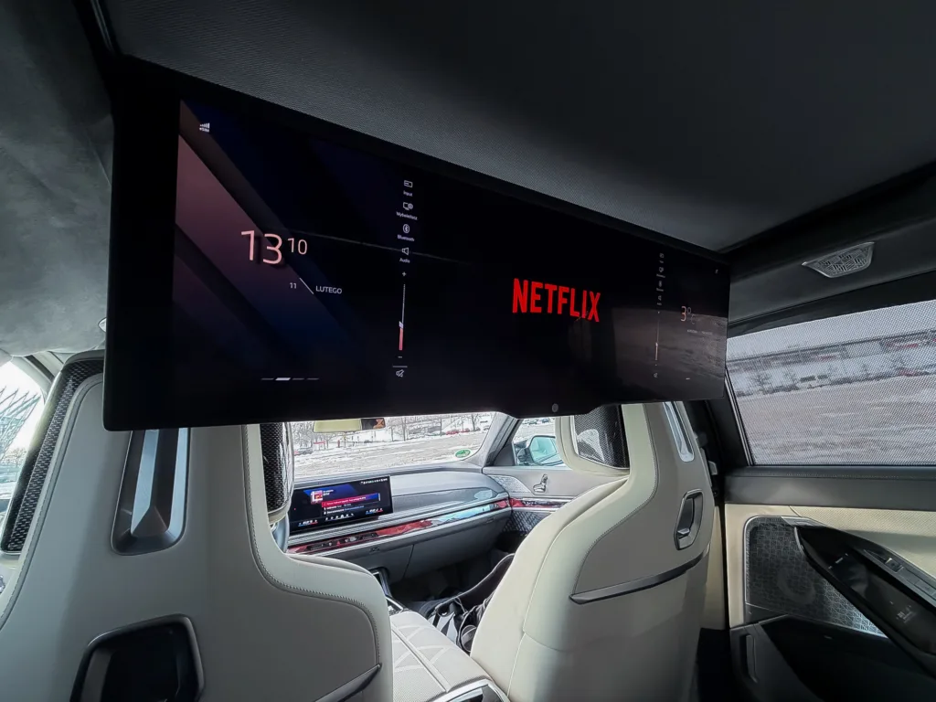 Test BMW i7 M70 iXDrive: Luksusowa limuzyna czy sportowiec? - BMW i7 4