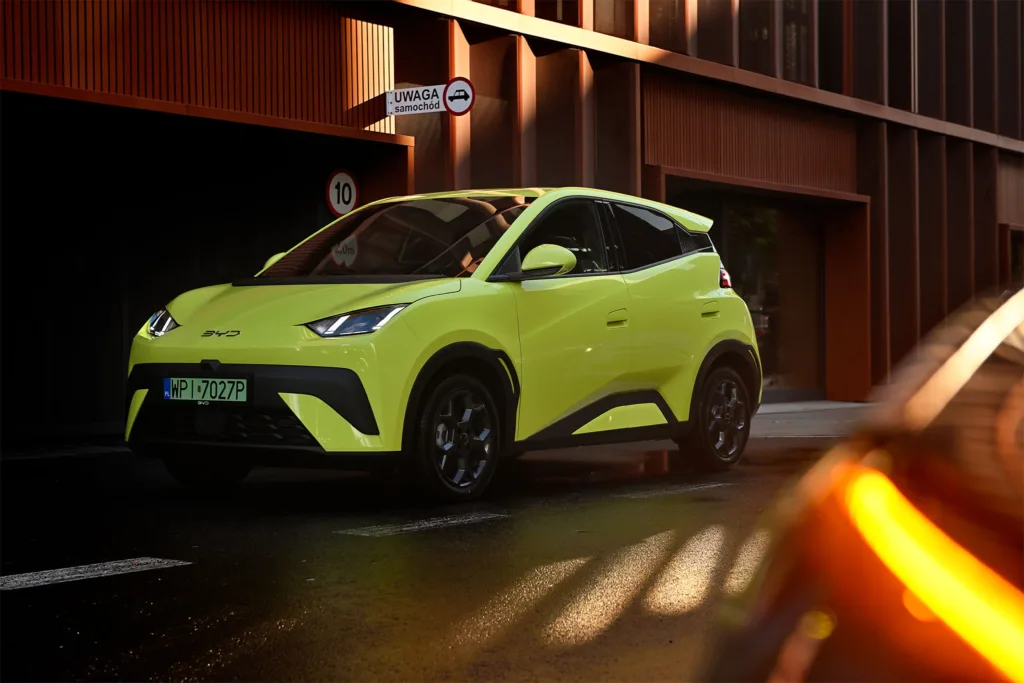 Epiq: Najtańszy BEV marki trafi do produkcji w tym roku. Cena? W topowej wersji nie powinna przekroczyć 125 tys. złotych - BYD DOLPHIN SURF EXTERIOR 16