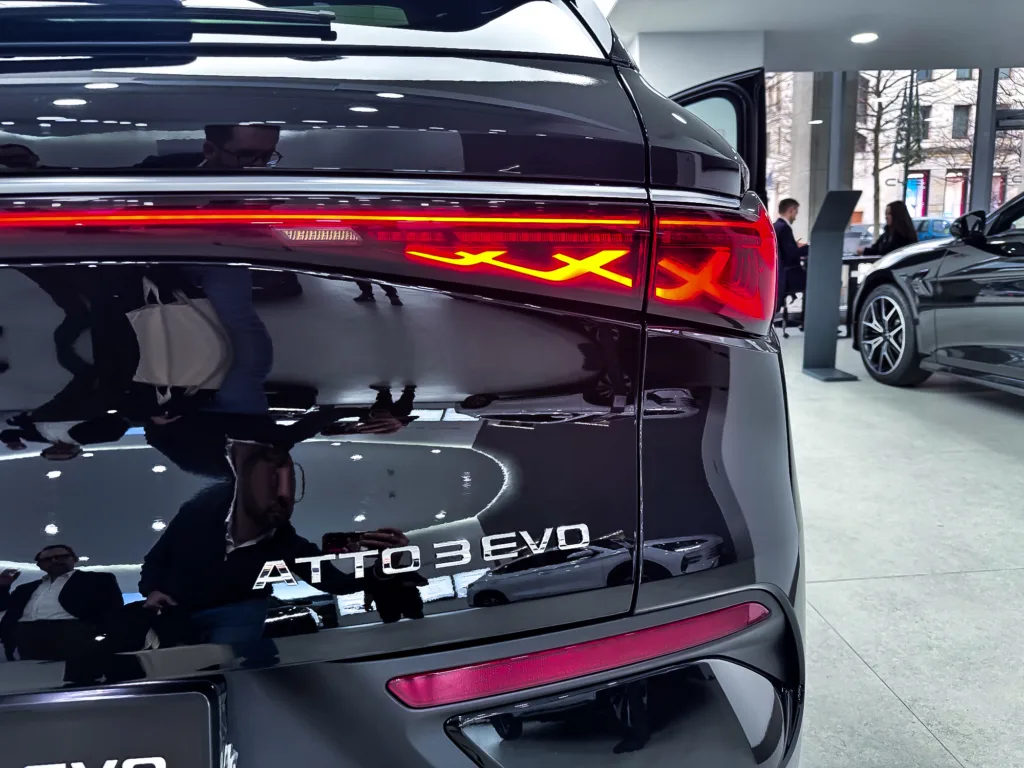 BYD ATTO 3 EVO po modernizacji. Bardzo groźna broń na europejskich i azjatyckich rywali BYD ATTO 3 EVO po modernizacji. Bardzo groźna broń na europejskich i azjatyckich rywali - BYD atto 3 EVO 20