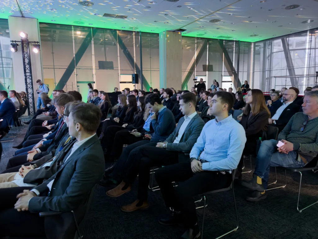 Ciąg dalszy rozwoju wodoru w Polsce. ORLEN zainaugurował 4. edycję Akademii H2 Ciąg dalszy rozwoju wodoru w Polsce. ORLEN zainaugurował 4. edycję Akademii H2 - IMG 3521