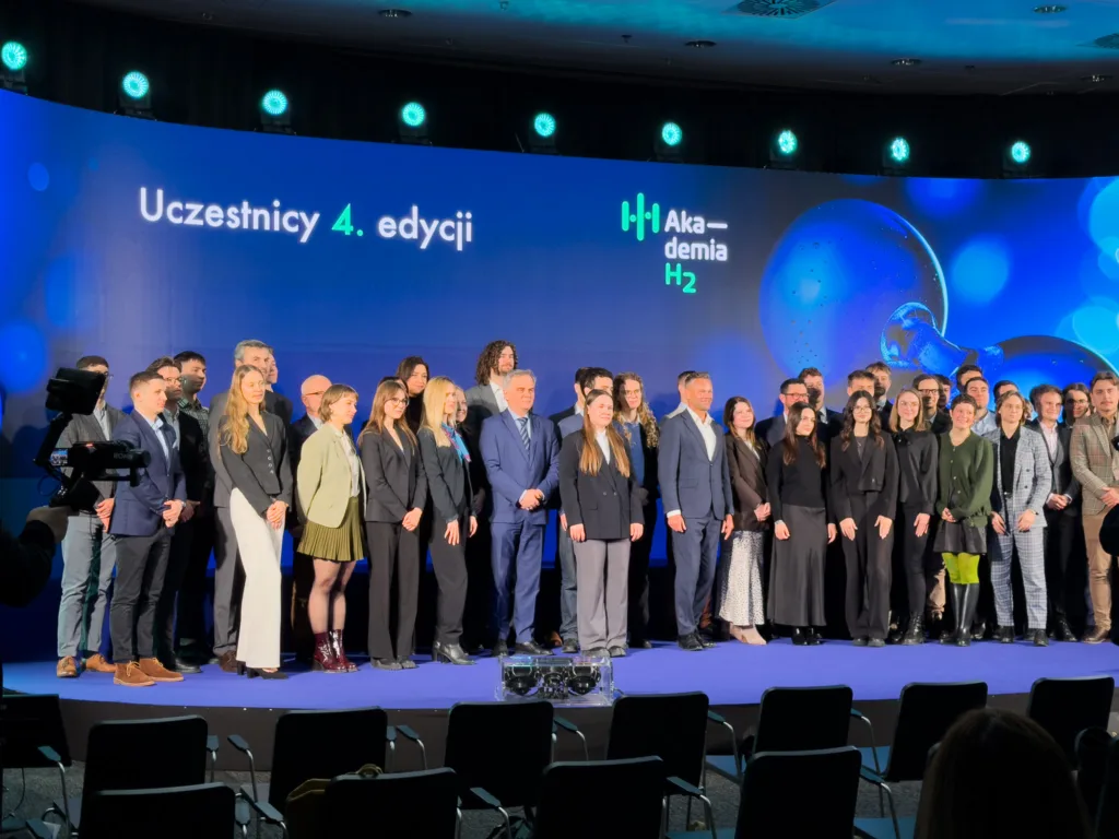 Ciąg dalszy rozwoju wodoru w Polsce. ORLEN zainaugurował 4. edycję Akademii H2 Ciąg dalszy rozwoju wodoru w Polsce. ORLEN zainaugurował 4. edycję Akademii H2 - IMG 3552