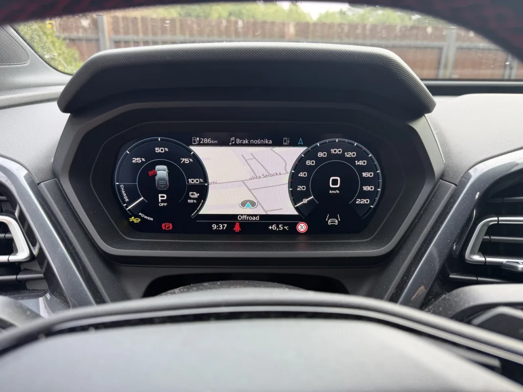 Zamieniłem sportowe, benzynowe cabrio na elektryczne Audi Q4. Nie żałuję, ale … - Audi Q4 e tron 66