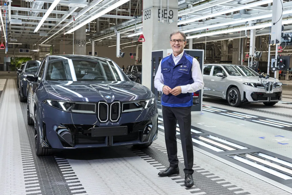BMW iX3 i 50 tysięcy zamówień przed startem produkcji - BMW iX3 i 50 tysiecy zamowien 3