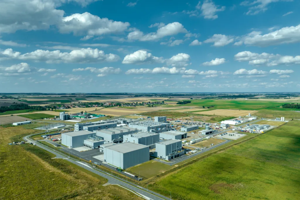 Chiny hegemonem. Ponad 70 proc. rynku baterii do aut elektrycznych w jednych rękach Chiny hegemonem. Ponad 70 proc. rynku baterii do aut elektrycznych w jednych rękach - Chiny hegemonem 1 fot. UMICORE