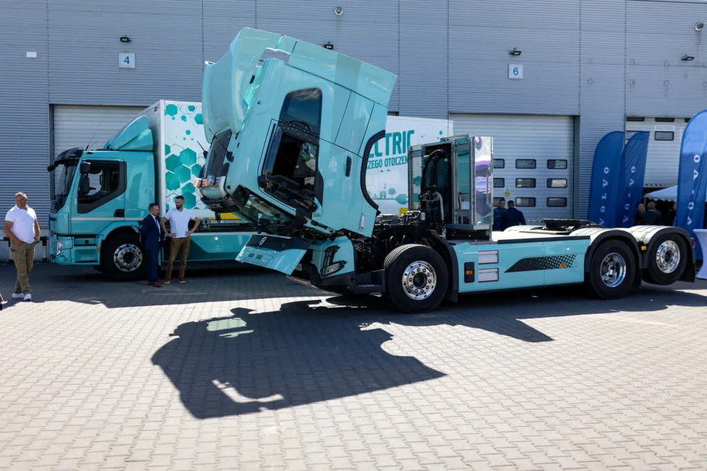 Ciężarówki: Nowe zasady rozliczania celów emisyjnych w UE. Producenci z nadwyżkami - Ciezarowki z nowymi zasadami 2