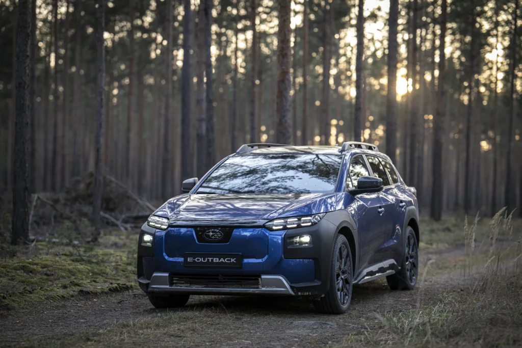 Subaru E-Outback: Legenda dla nielicznych - E Outback Blu offroad Image 003