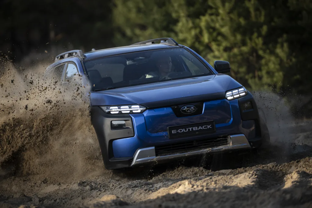 Subaru E-Outback: Legenda dla nielicznych - E Outback Blu offroad Image 018