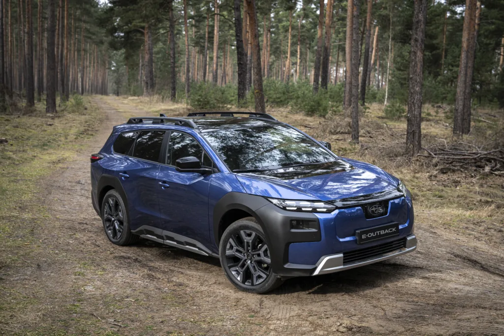 Subaru E-Outback: Legenda dla nielicznych - E Outback Blu offroad Image 056