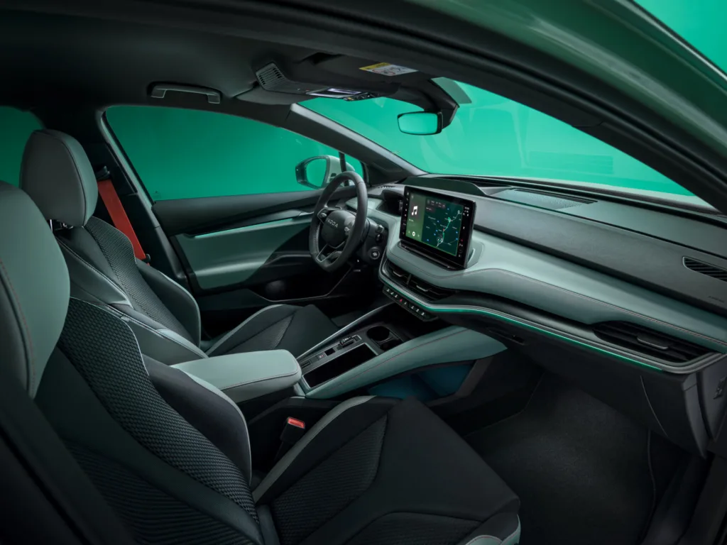 Skoda wzmacnia „elektryki”. Elroq i Enyaq z dużymi pakietami zmian Skoda wzmacnia „elektryki”. Elroq i Enyaq z dużymi pakietami zmian - Elroq i Enyaq z duzymi pakietami 3