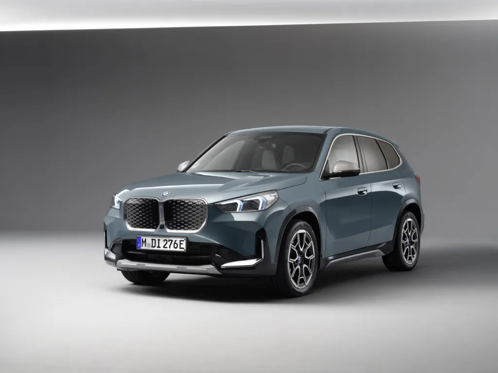 Europa przyspiesza na bateriach. 20% styczniowej sprzedaży, to BEV - Europa przyspiesza ix1 bmw 2 1