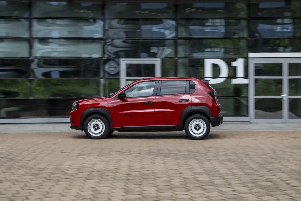 Kia uruchamia produkcję EV2. 100 tys. egzemplarzy modelu wyjedzie z fabryki w 2027 roku Kia uruchamia produkcję EV2. 100 tys. egzemplarzy modelu wyjedzie z fabryki w 2027 roku - Kia EV2 fabryka slowacja Fiat Grande Panda 0