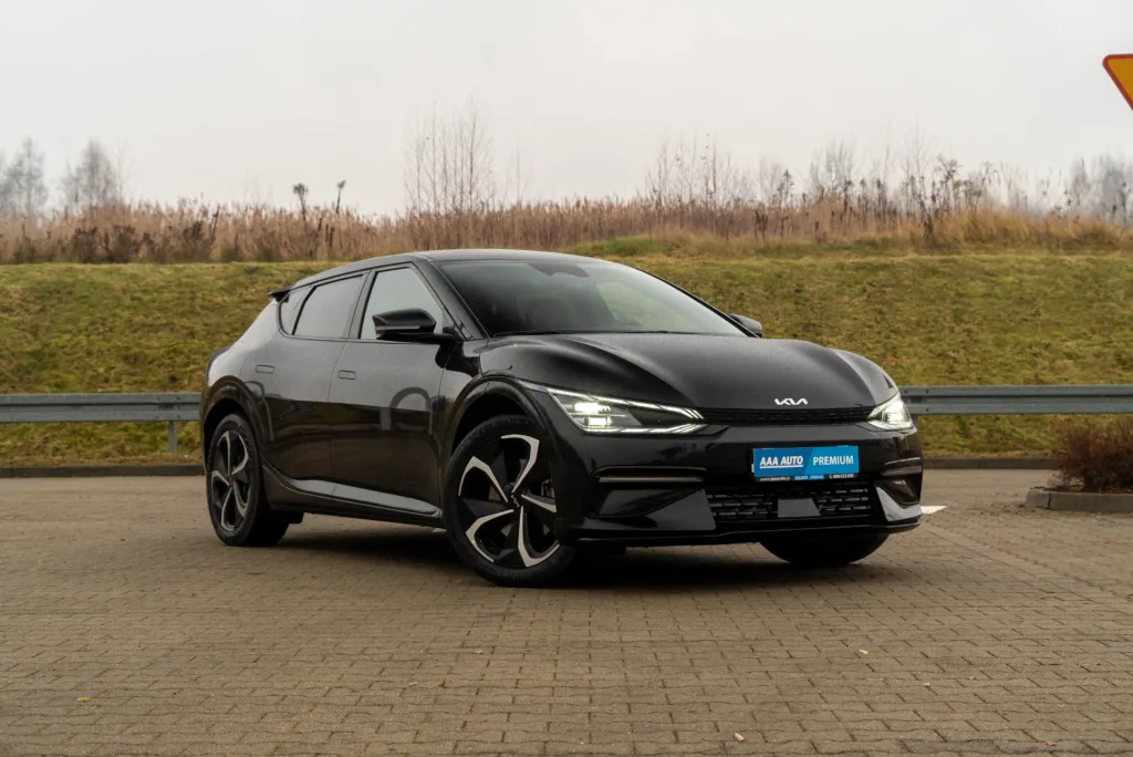 Kia EV6 – używany elektryk miesiąca. Wybór eksperta AAA Auto - Kia EV6 – uzywany elektryk miesiaca 3