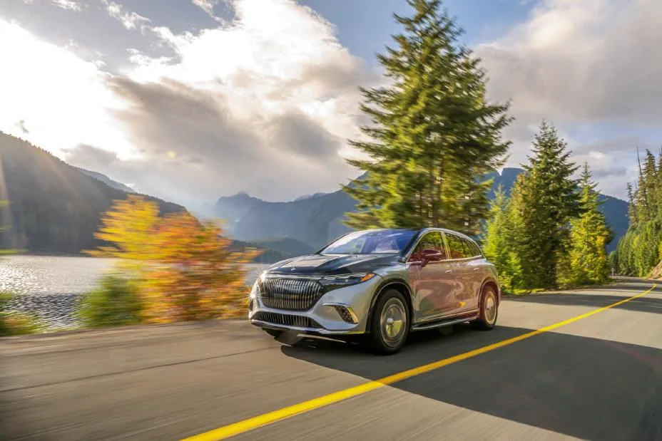 Maybach w wersji VLS. Ekskluzywny minivan z Niemiec bez konkurencji! - Maybach EQS SUV 23