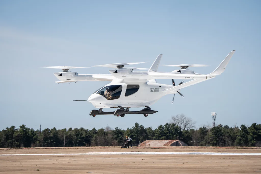 Ogniwa i syntetyczne paliwa. Lotnictwo wodorowe w perspektywie 2040 roku - Media Kit 025