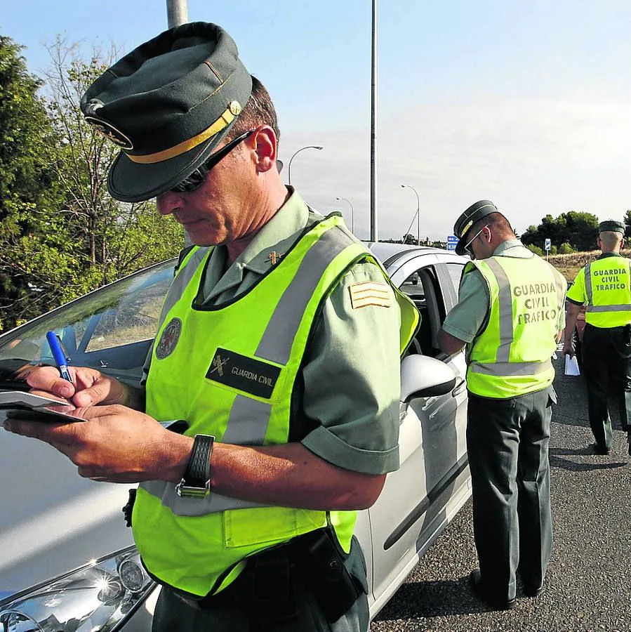 Ogólnoeuropejska akcja kontroli pasów i fotelików. Policja sprawdza nie tylko kierowców! - Ruszyla ogolnoeuropejska akcja kontroli pasow i fotelikow Policja sprawdza 2