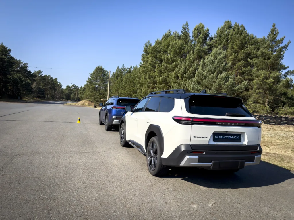 Subaru E-Outback: Legenda dla nielicznych - Subaru E Outback 0