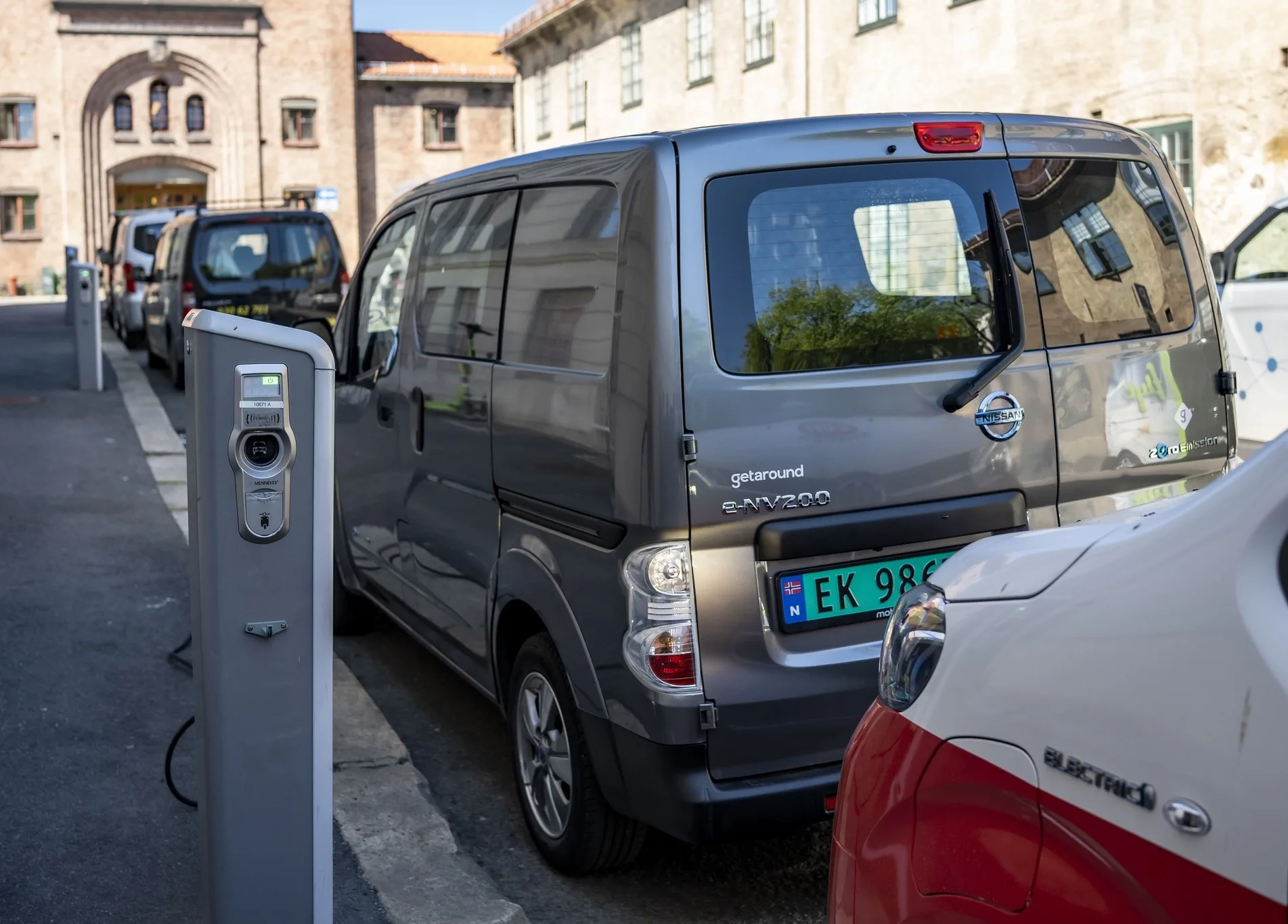 Tesla wraca do gry 2