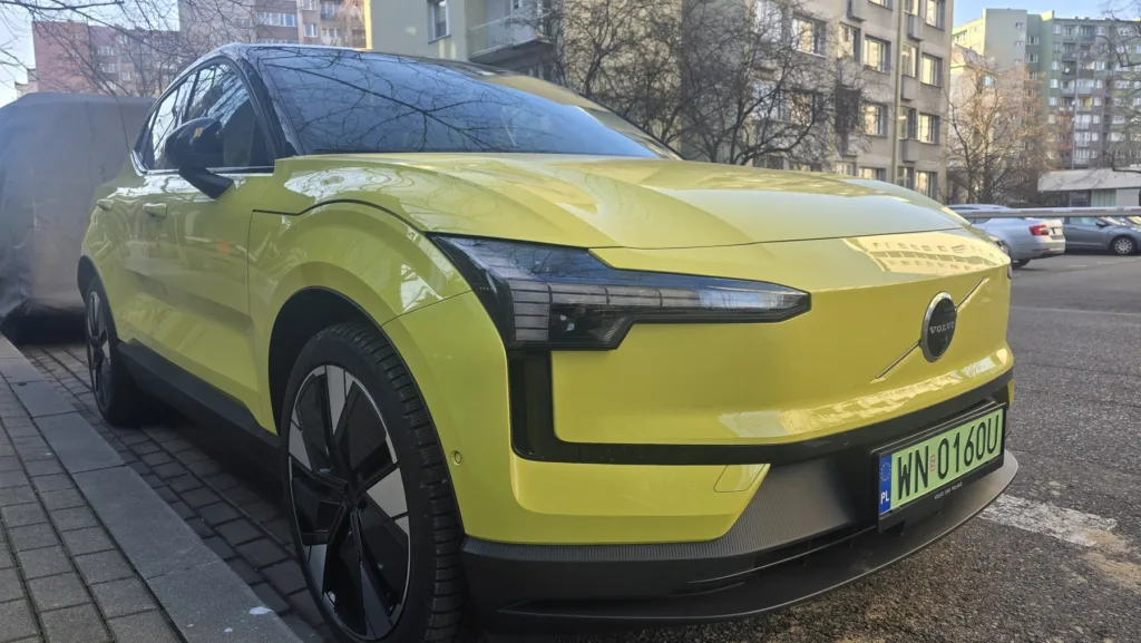 Volvo z największą zdalną aktualizacją oprogramowania. Nowa wersja trafi do 2,5 mln aut Volvo z największą zdalną aktualizacją oprogramowania. Nowa wersja trafi do 2,5 mln aut - Volvo z aktualizacja 2