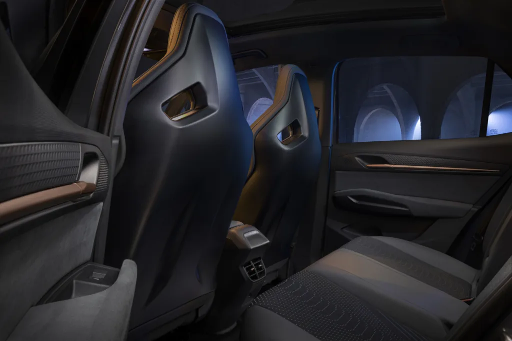 Born 2026 wraca agresywniejszy. 326 KM mocy i ponad 600 km zasięgu - cupra born 5