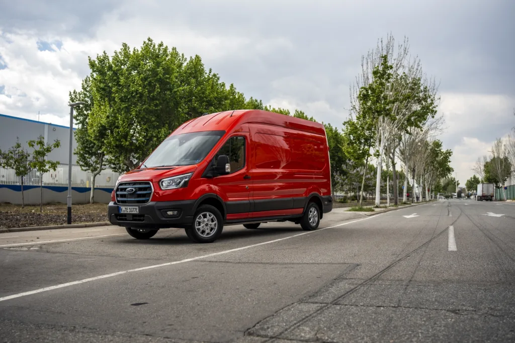 ACEA: Pojazdy użytkowe ruszyły. Rejestracje ciężarówek wzrosły o 24,5% - ACEA Pojazdy uzytkowe ruszyly 7