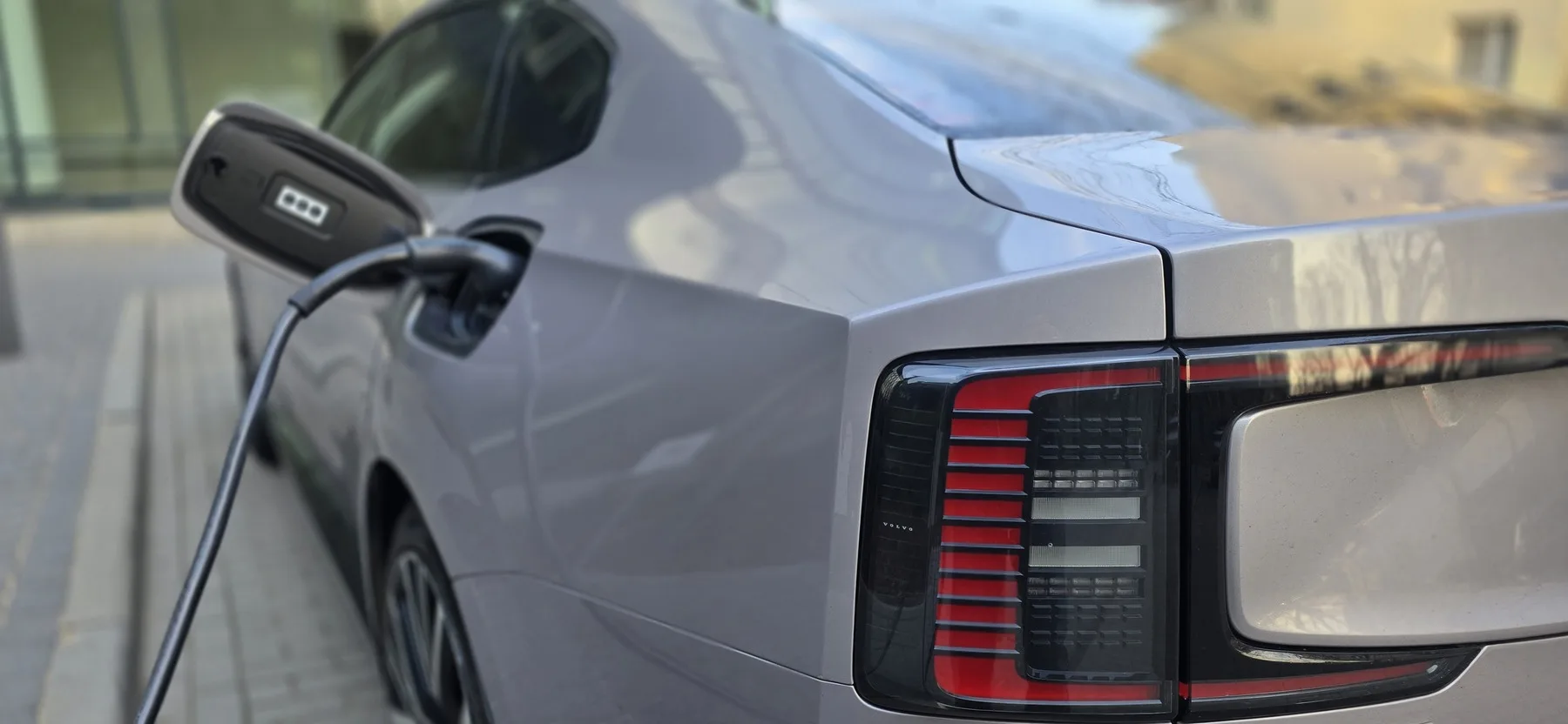 Auta elektryczne Licznik_Elektromobilnosci 1kw. 22