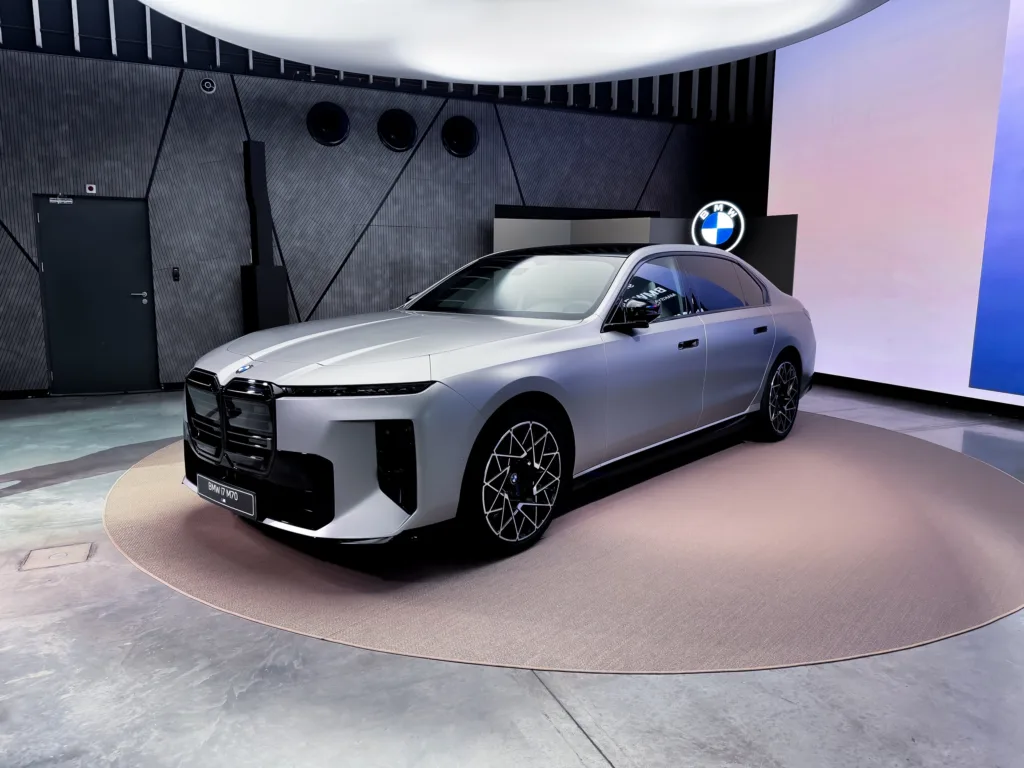 Czy odświeżone BMW Serii 7 utrzyma tron wśród luksusowych limuzyn? - BMW 7 2