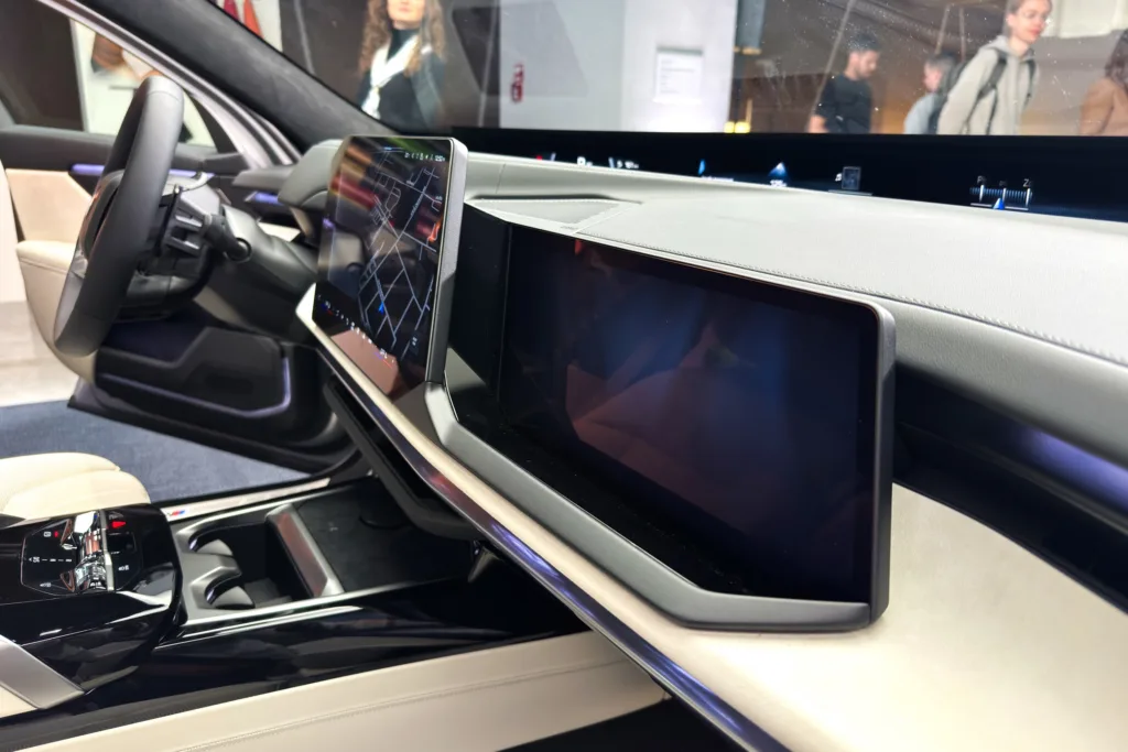 Czy odświeżone BMW Serii 7 utrzyma tron wśród luksusowych limuzyn? - BMW 7 6