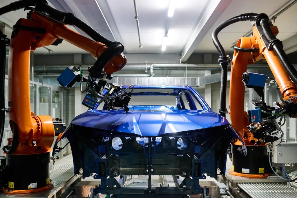 Elektryczne kombi od BMW nadjeżdża. Jaki będzie i3 Touring? - Elektryczne kombi od BMW nadjezdza 1