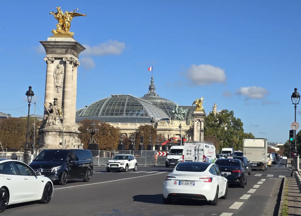 Francja podwaja wsparcie dla elektryfikacji. 10 mld euro rocznie i odejście od gazu i ropy Francja podwaja wsparcie dla elektryfikacji. 10 mld euro rocznie i odejście od gazu i ropy - Francja zmiany 2