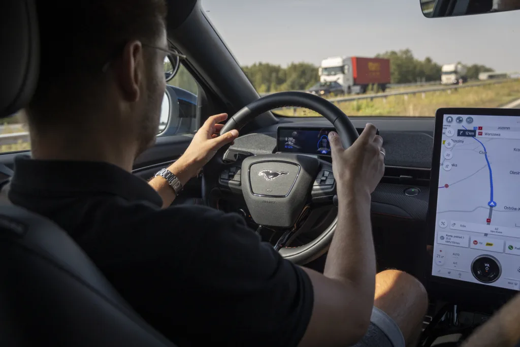 ITS: Mniej wypadków podczas majówek niż w weekendy. Użytkownicy hulajnóg podnoszą statystyki - ITS Mniej wypadkow podczas majowek 3