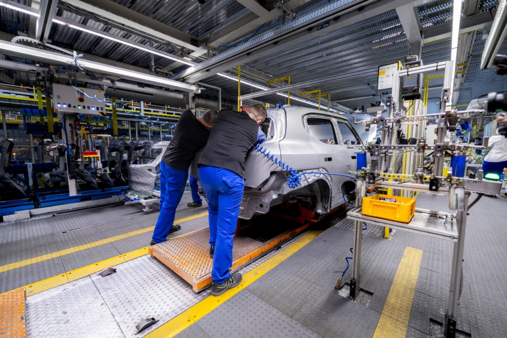 Kia zapowiada 14 modeli i wejście w segment pickupów w USA Kia zapowiada 14 modeli i wejście w segment pickupów w USA - Kia zapowiada 14 nowych modeli 3