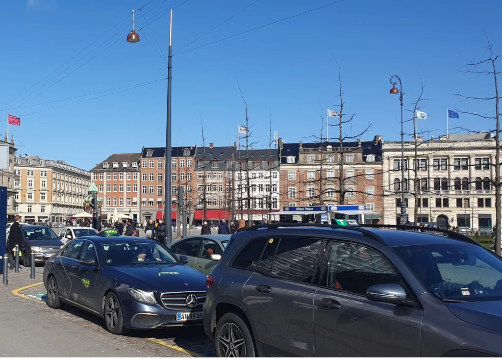 Kopenhaga i 42 linie na prądzie. Warszawa przyspiesza, ale wciąż goni liderów - Kopenhaga juz na pradzie 2