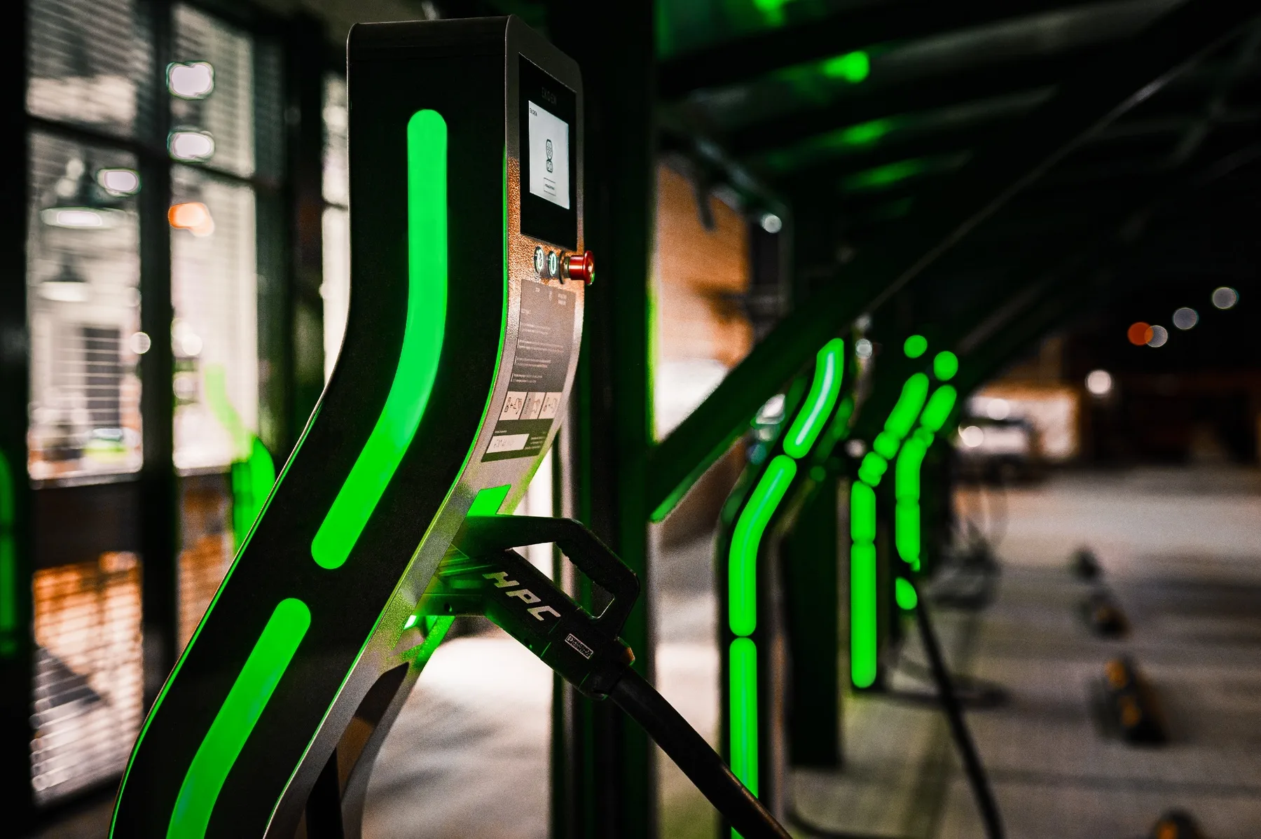 Majówka 2026 Porównanie promocji na ładowanie u sześciu operatorów 2