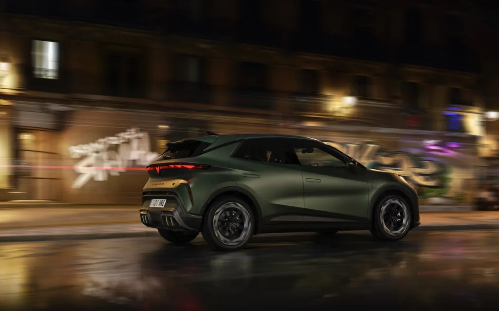 Raval debiutuje z ceną, która może namieszać. Start od 99 900 zł! - Raval debiutuje z cena 1